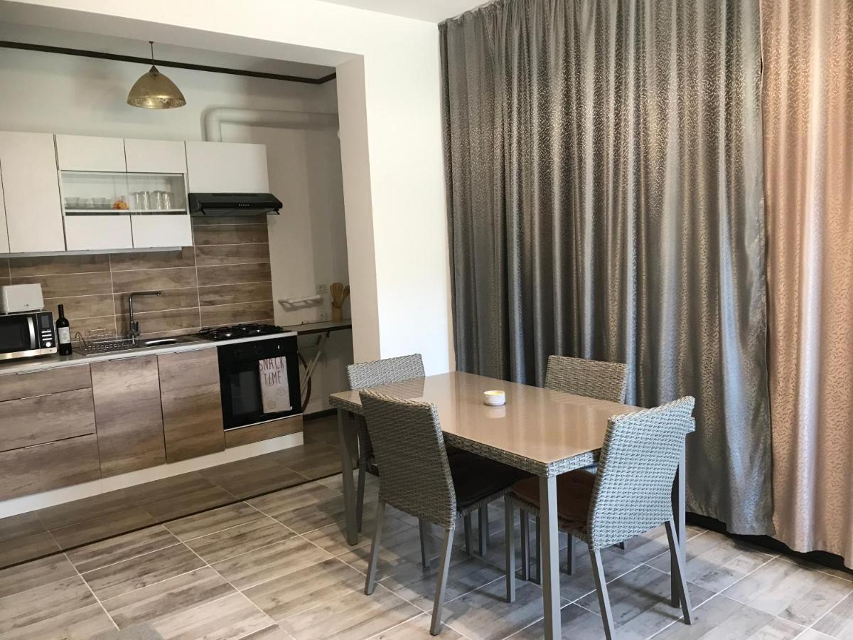 Appartement La Belle Vie à Năvodari Extérieur photo